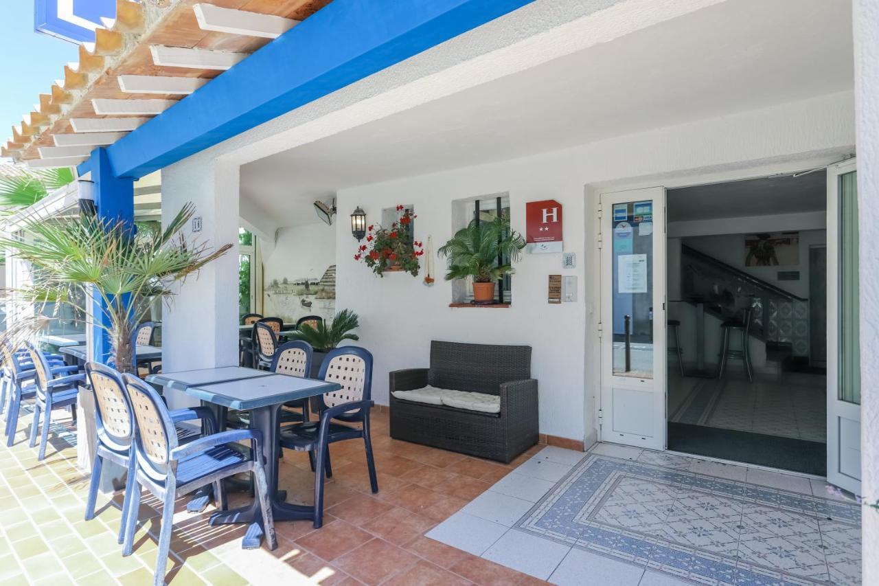 Hotel Les Palmiers En Camargue Saintes-Maries-de-la-Mer Exterior photo