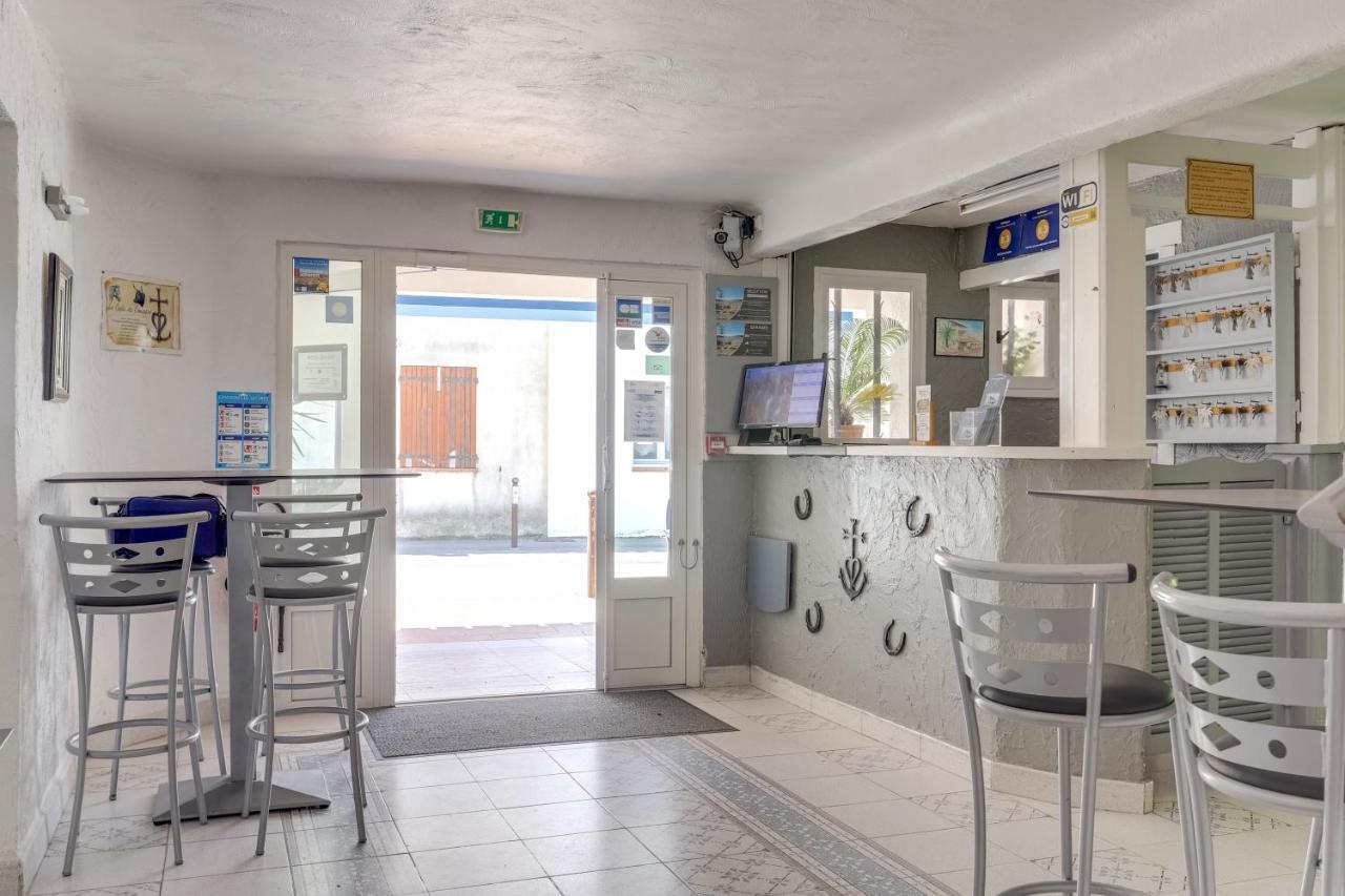 Hotel Les Palmiers En Camargue Saintes-Maries-de-la-Mer Exterior photo
