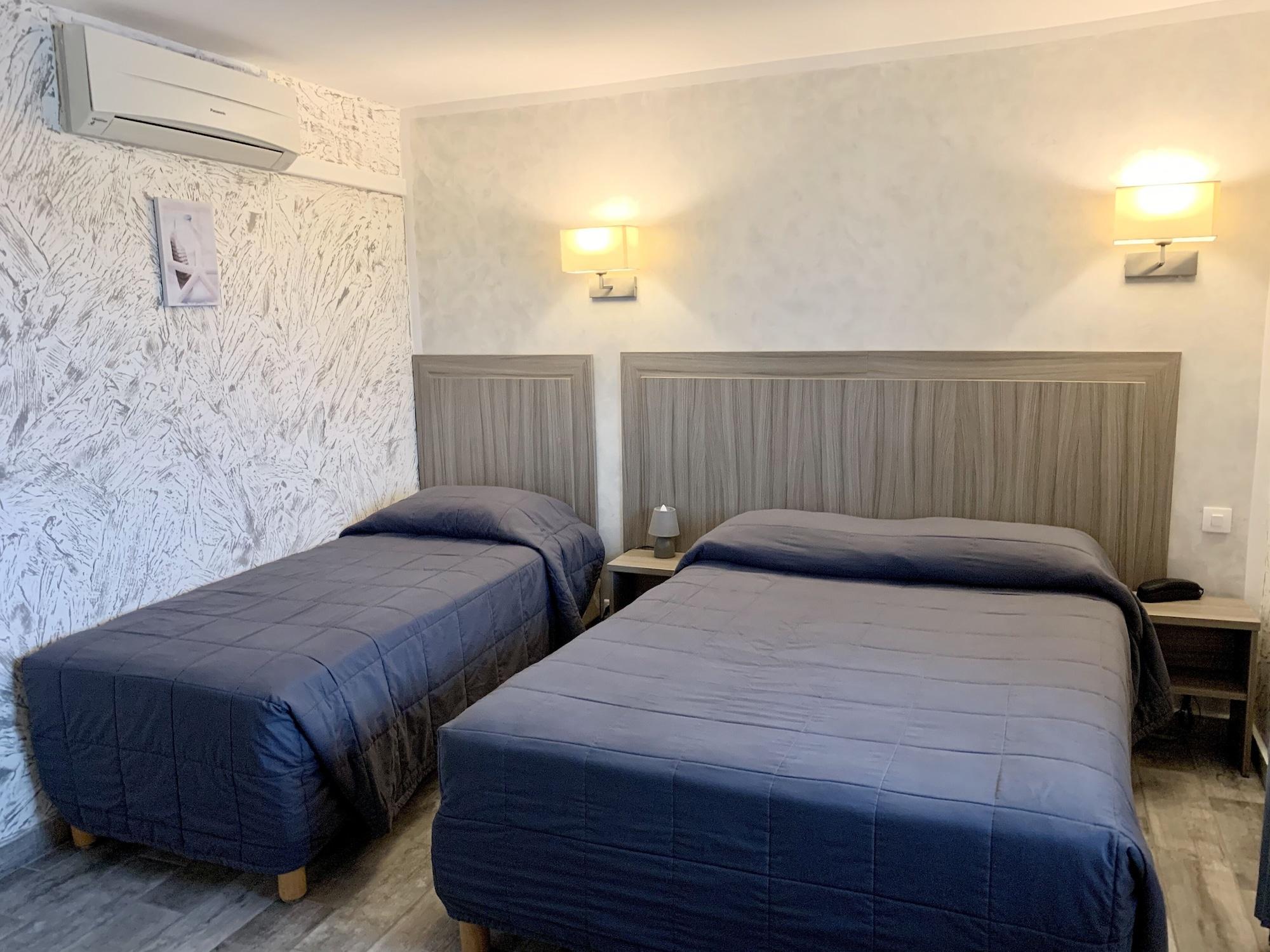 Hotel Les Palmiers En Camargue Saintes-Maries-de-la-Mer Exterior photo