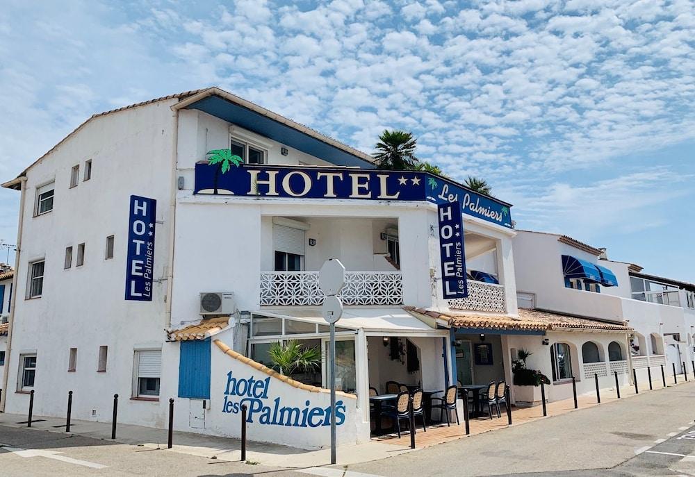 Hotel Les Palmiers En Camargue Saintes-Maries-de-la-Mer Exterior photo